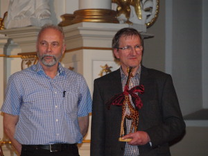 Wolfgang Löbnitz + Wolfgang Zarth mit Ehrenpreis auf dem Eine-Welt-Preis-FEST